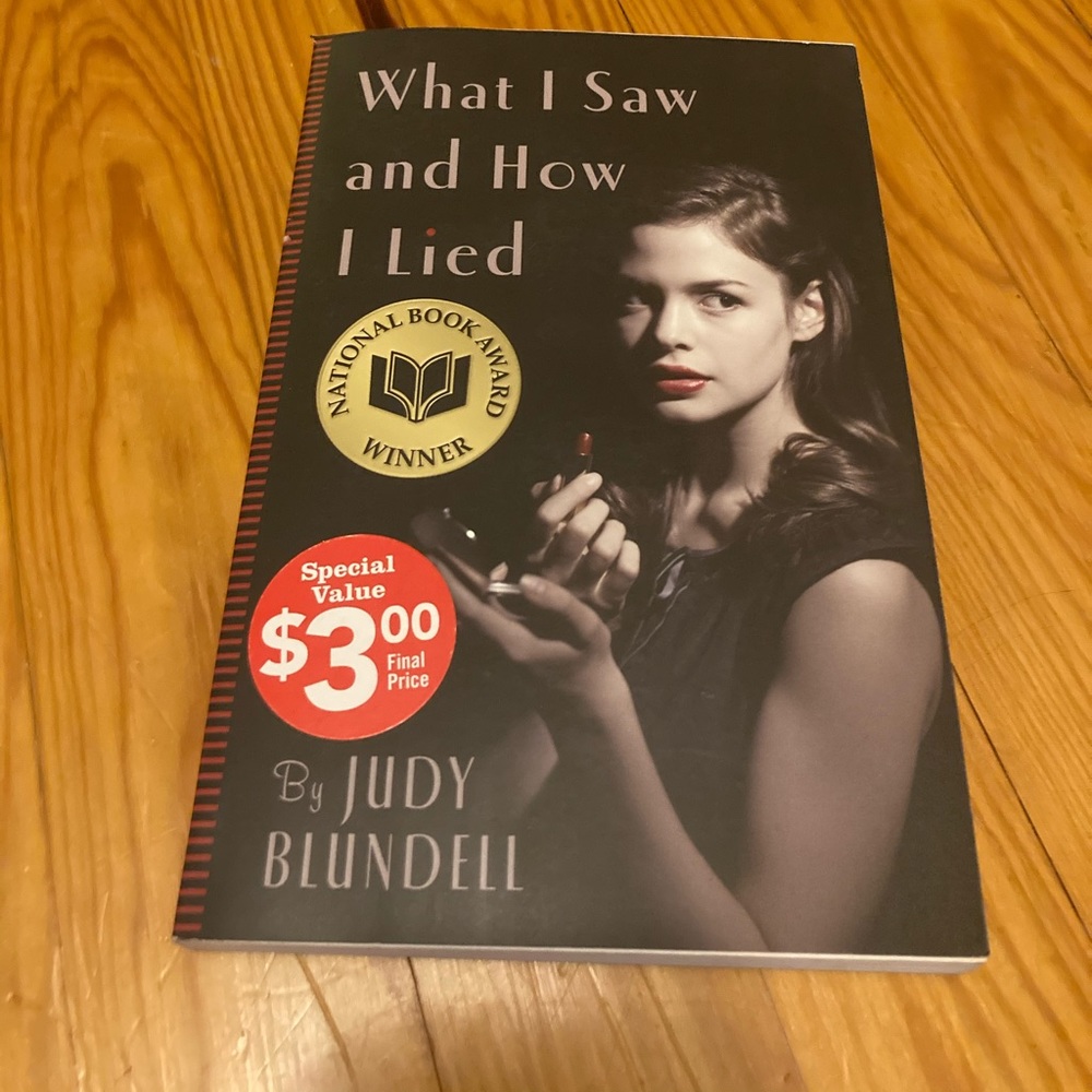 What I saw and how I lied - Novel